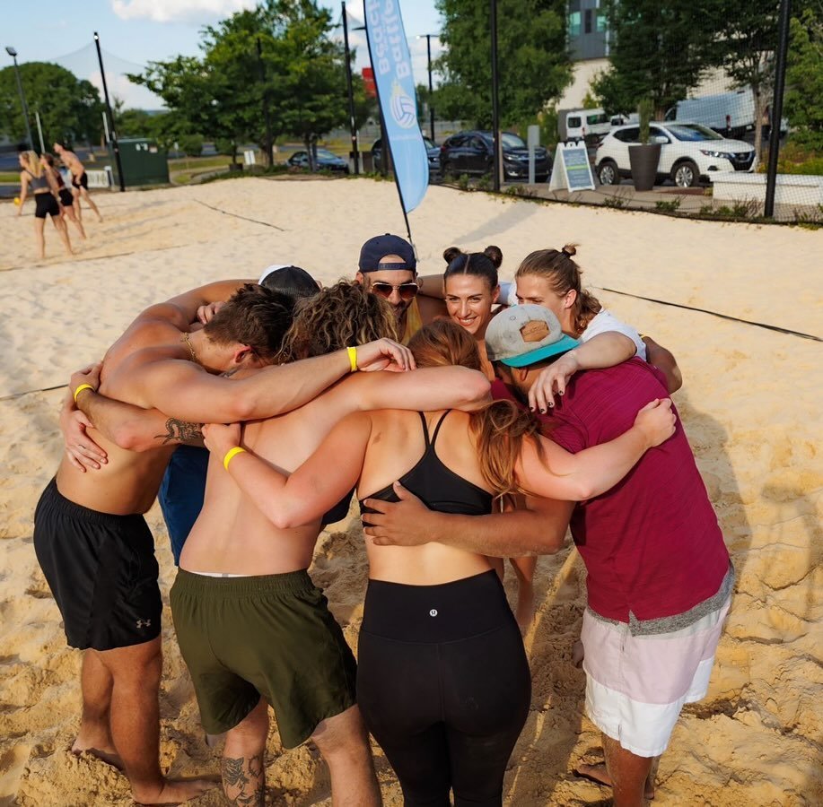 Shhhhh&hellip;..only tell the cool people that our doors open at 3pm today 😎 and we have our first Corgi meetup tomorrow (Thursday) at 5pm. It&rsquo;s a beautiful day for a cold beverage 🍻

➡️ cornhole league signup link in our bio
➡️🏐 courts are 