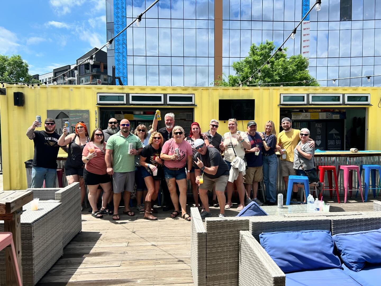 We know a lot of you are coming in town to visit that follow us. 🤗 If you&rsquo;re looking for something fun to do check out Ray and his @nashvilledivebarshuttle. We are absolutely thrilled to be one of his stops and he is nonstop entertainment. 🥳?
