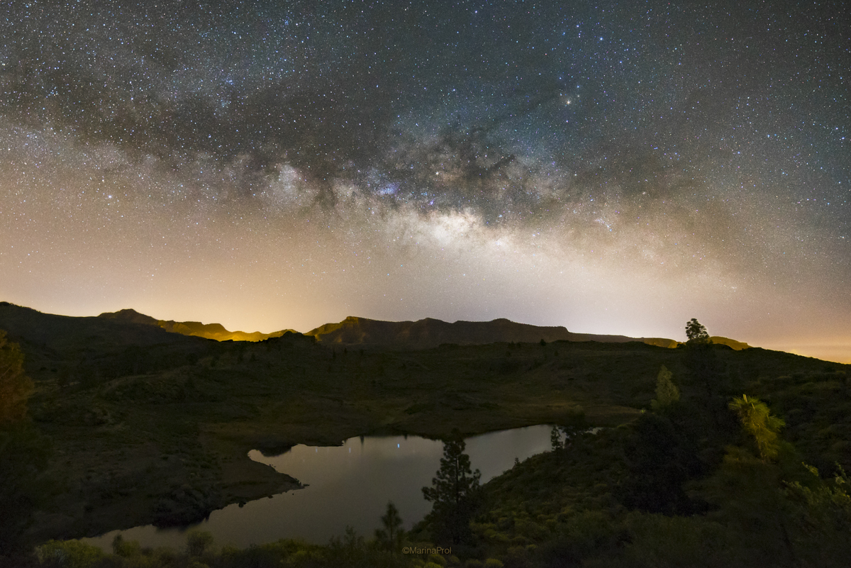 Amanecer de la Vía Láctea en Abril / April Milky Way rising
