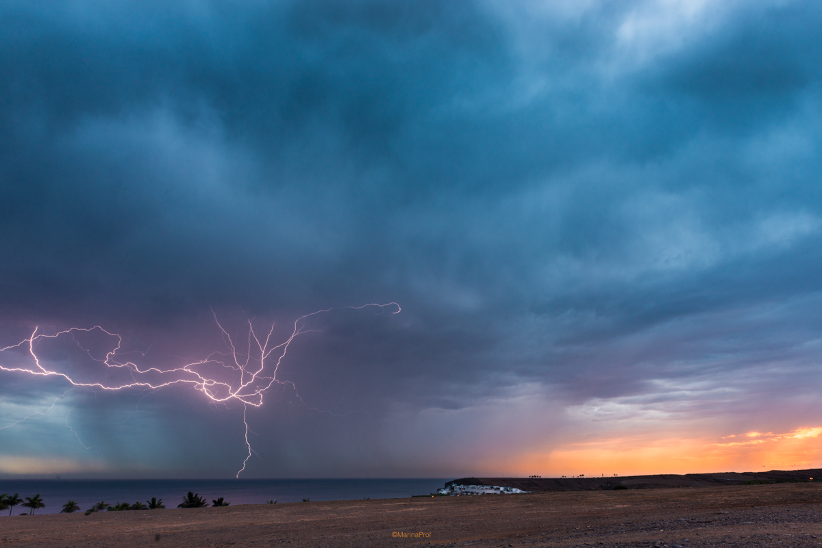 StormySunset.jpg