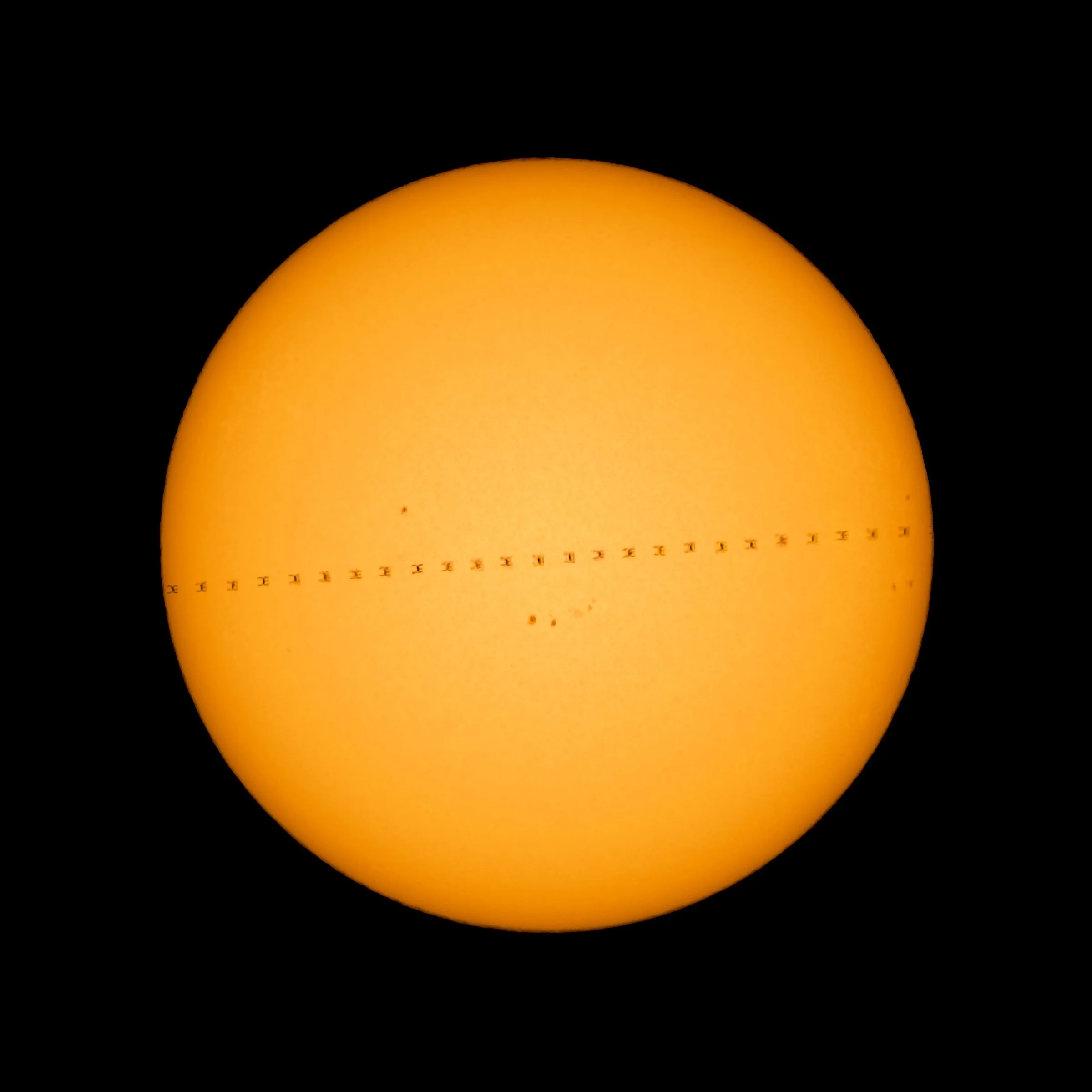 Tránsito solar de la CSS