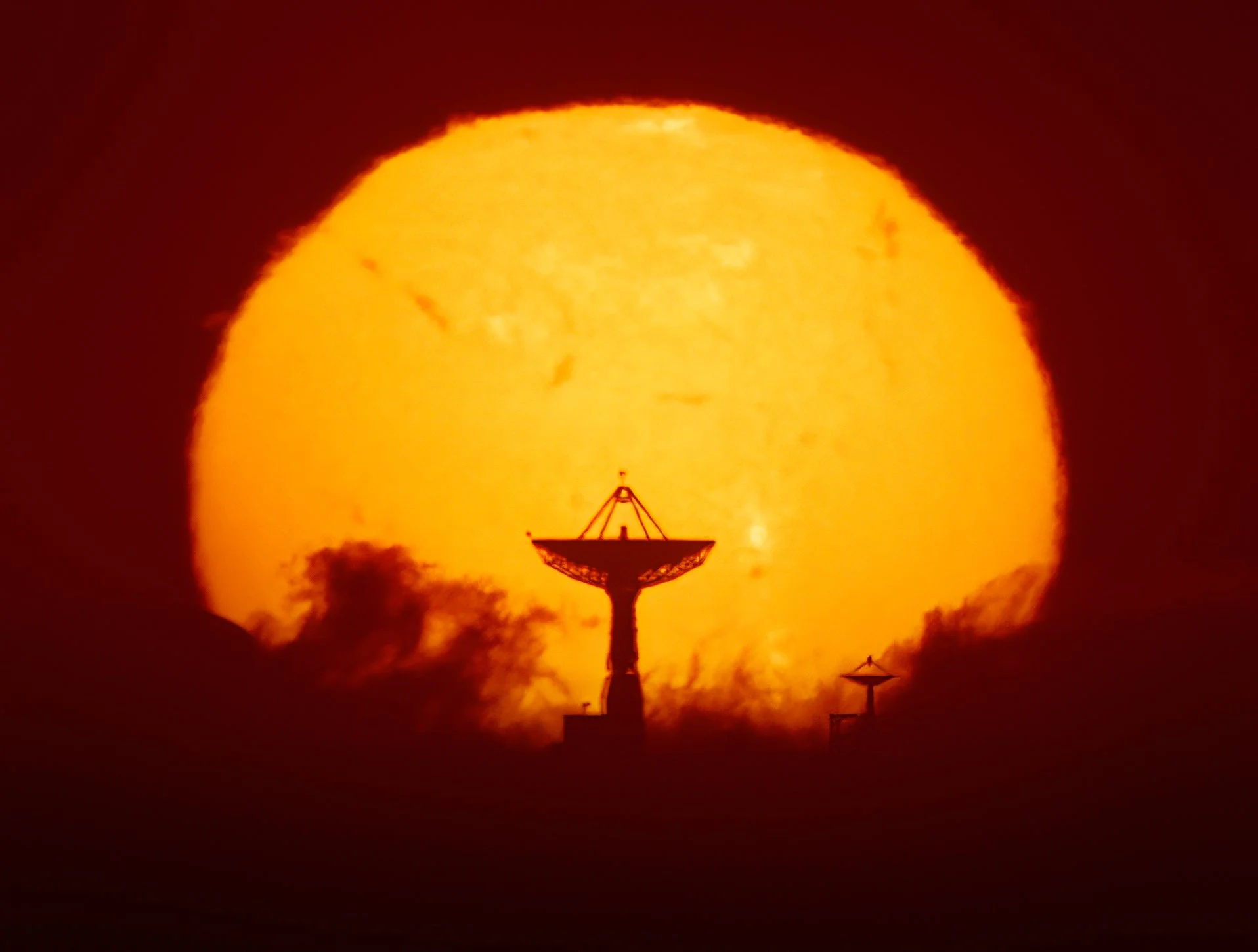 Sol & INTA Maspalomas