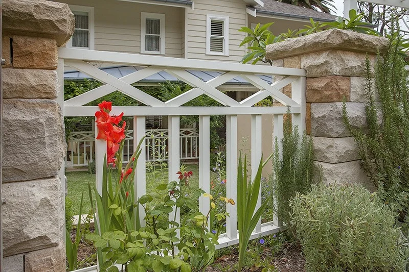 Bayview fence.jpg
