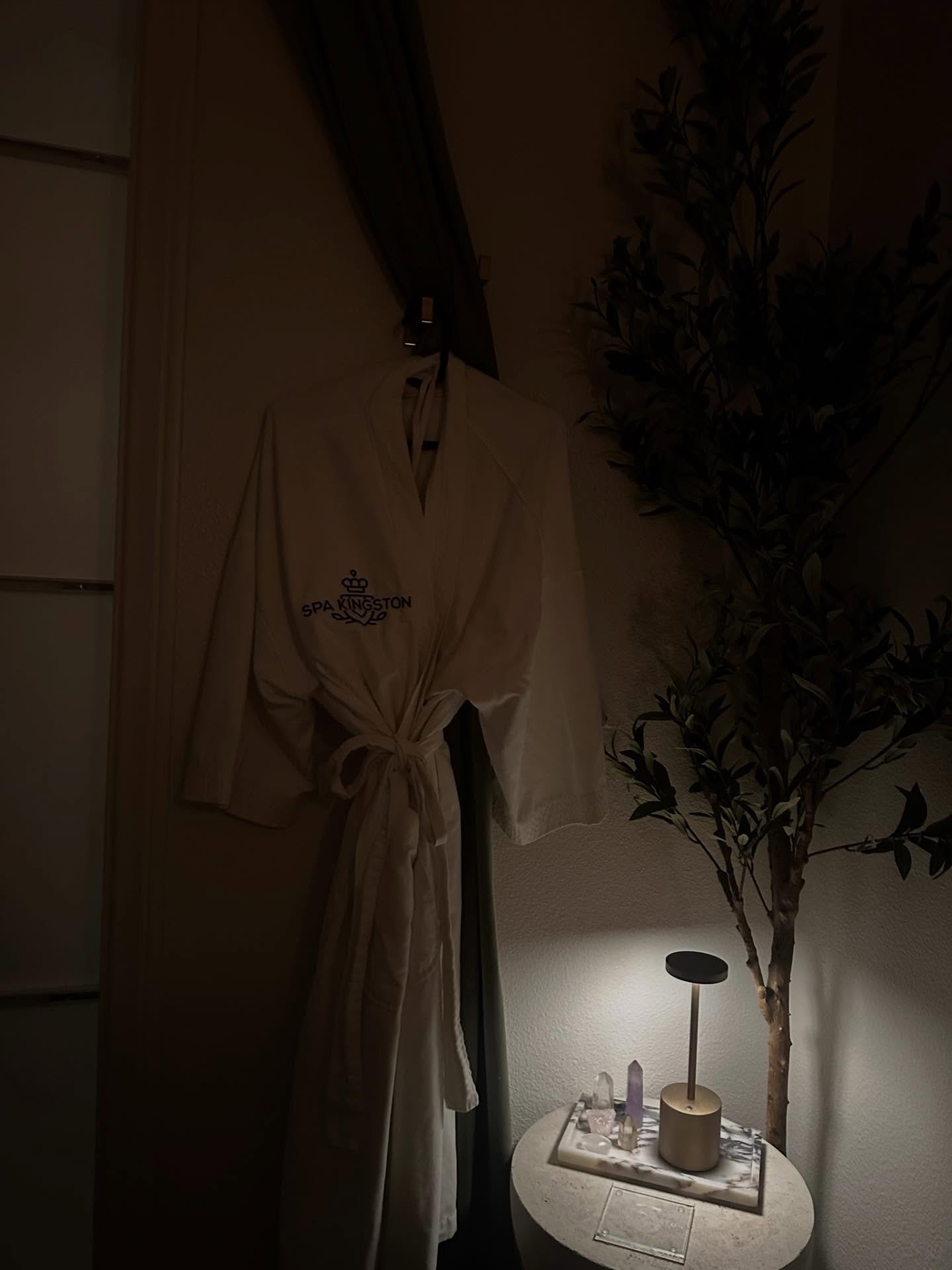 Wrapped in relaxation. Schedule your escape today! 

Only at Spa Kingston.

#spakingston #sandiegospa #sandiegomassage