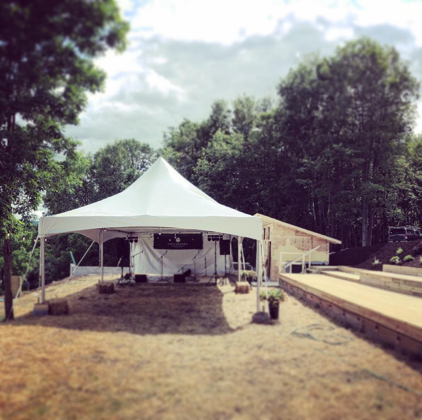 We are ready!!! Sun is shining and the evening looks clear and dry finally 🙌🏽 Time for our kick off event at 7pm &ldquo;SMOKE, BOURBON, AND BLUES&rdquo; with Blues Legend Joe Beard and band, Santiago Cigar Factory, and FLX BBQ 🔥 💨 🥃 🎸 See you a