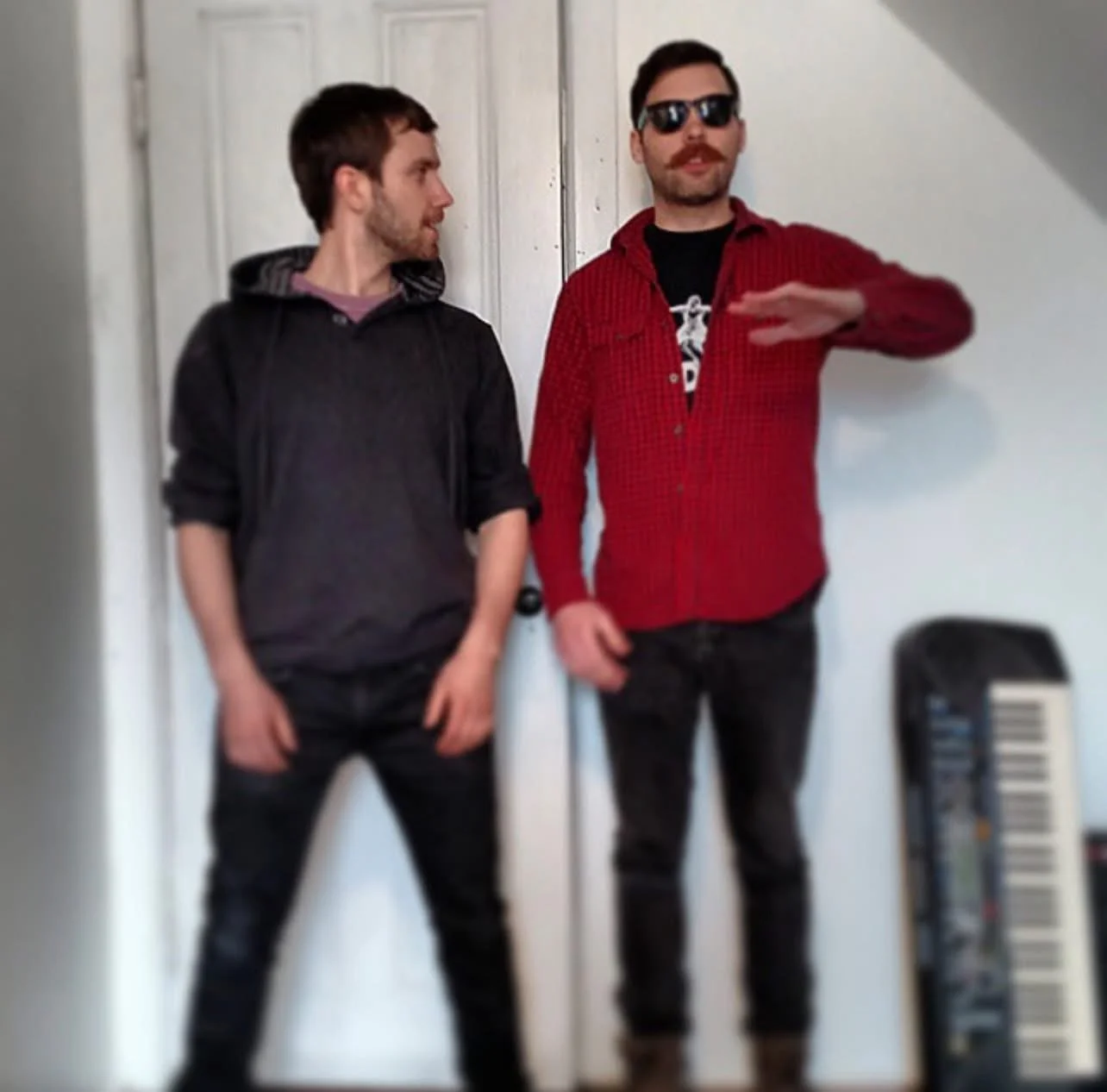 Sunday Social Happy hour with Garth Clark