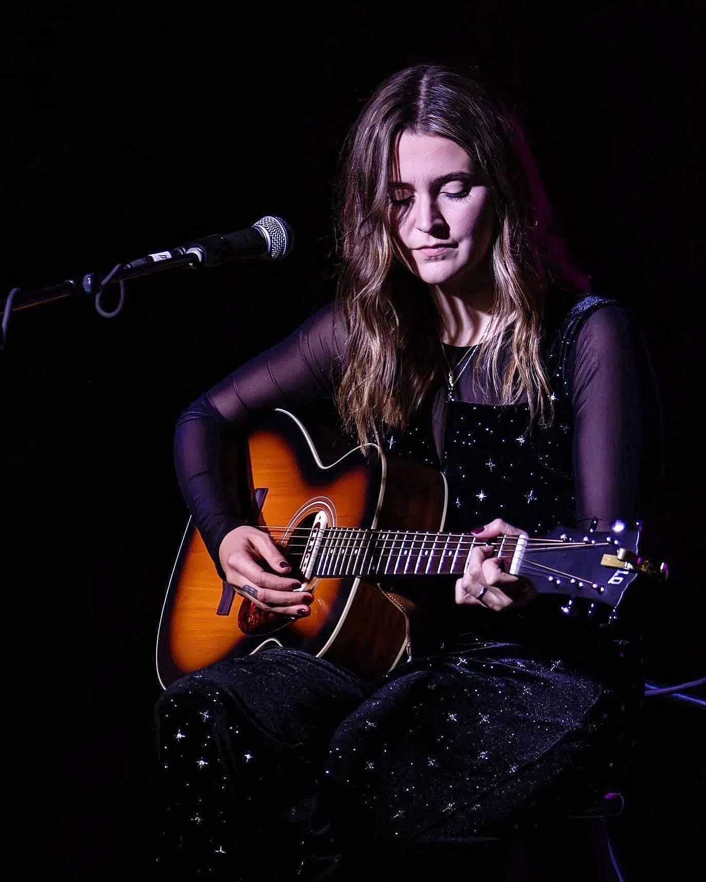 Sunday Social Happy hour with Adrianna Noone