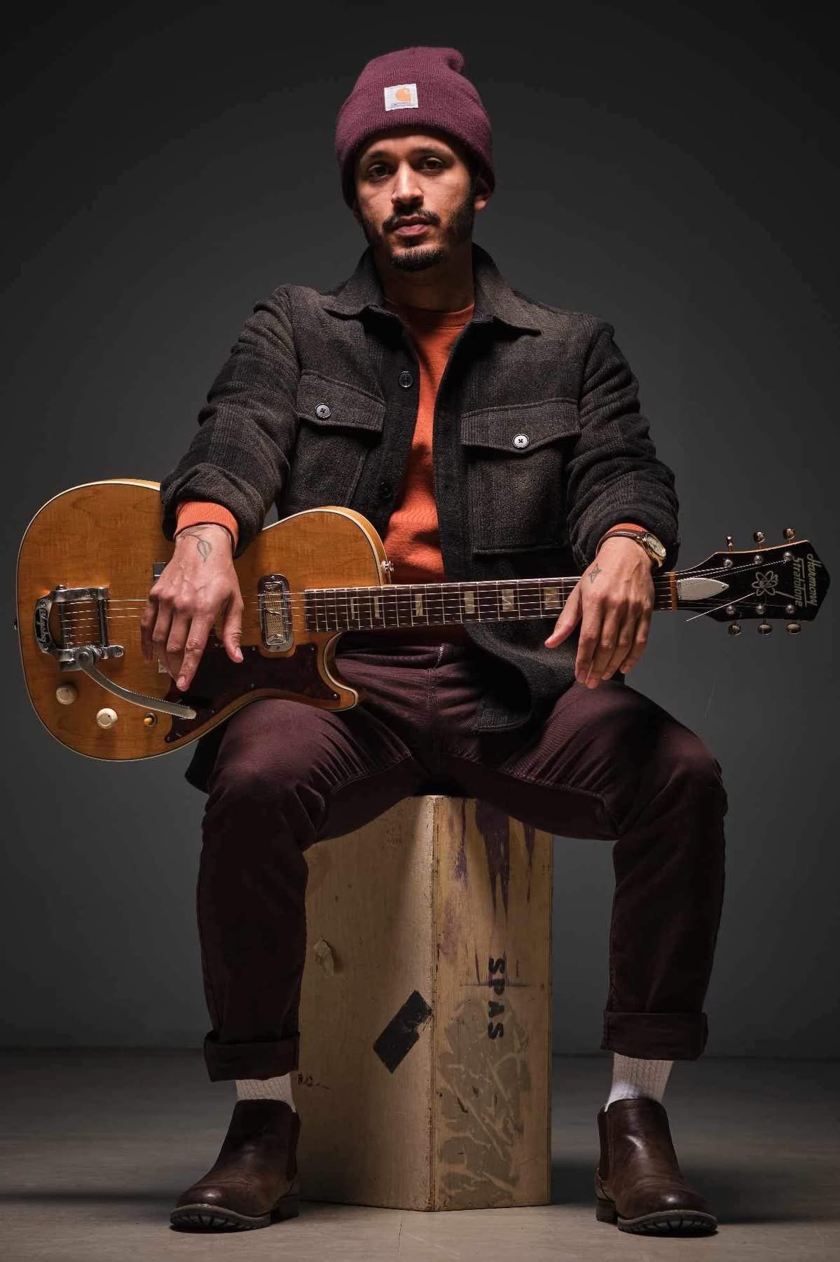 Sunday Social Happy hour with Eli Flynn