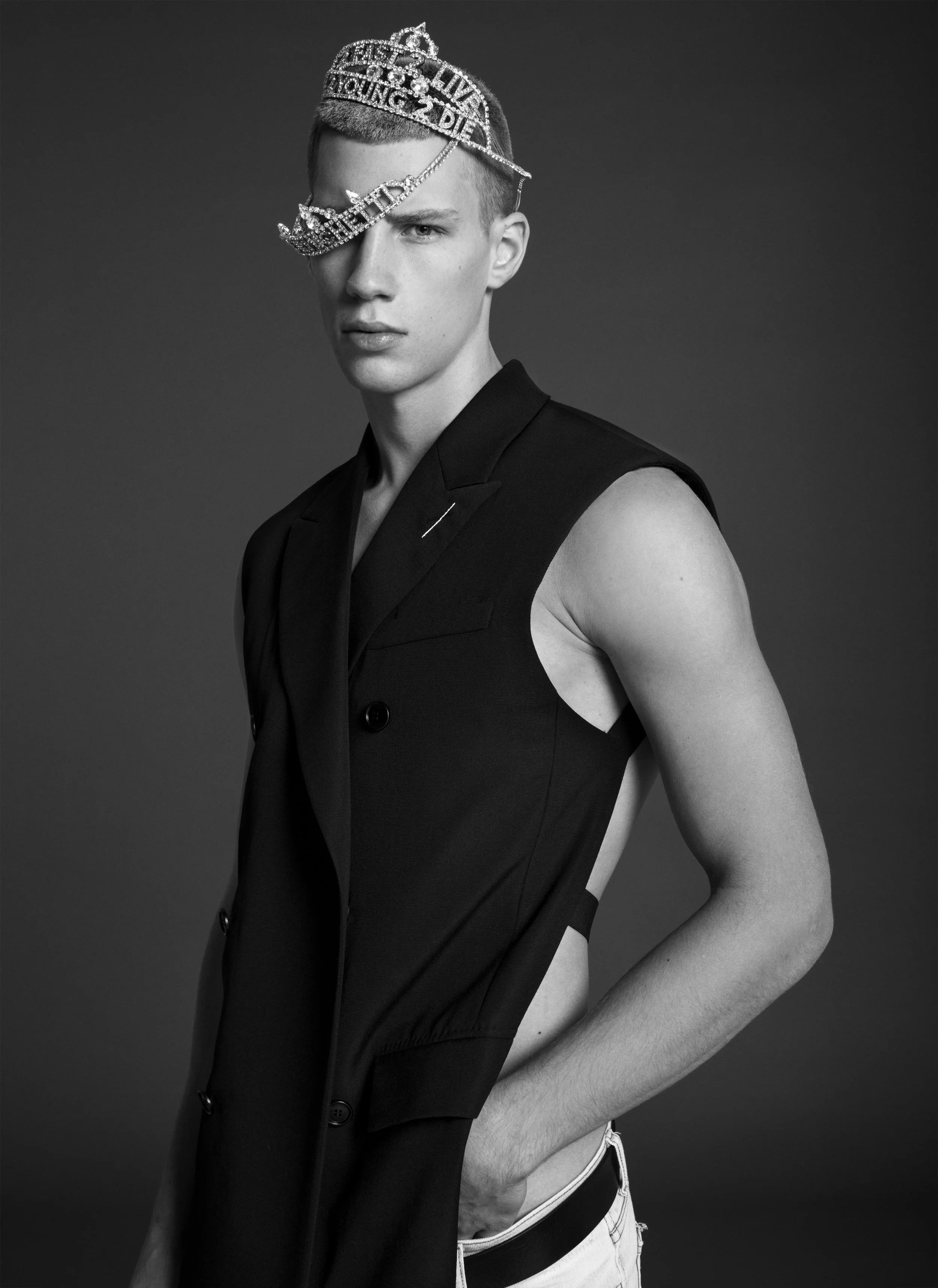 LOOK 2_038_1.jpg