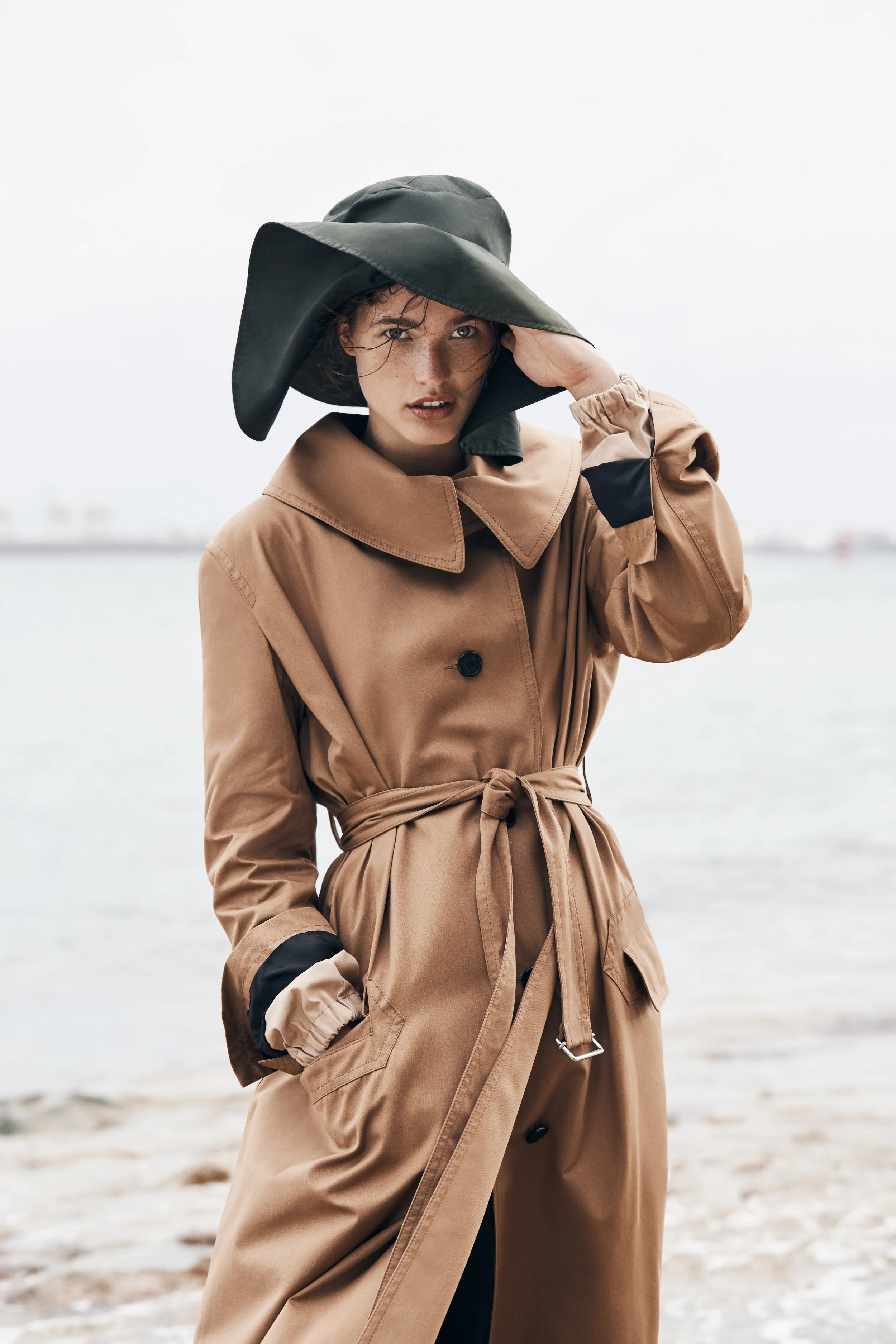 170314_VogueAU_06_086_1__01.jpg