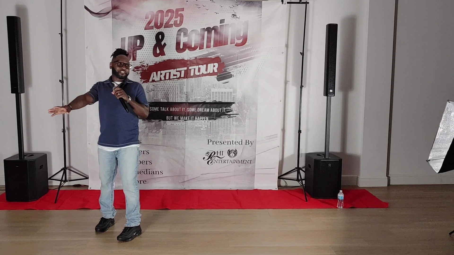 Orlando Pat no edits - frame at 0m34s.jpg