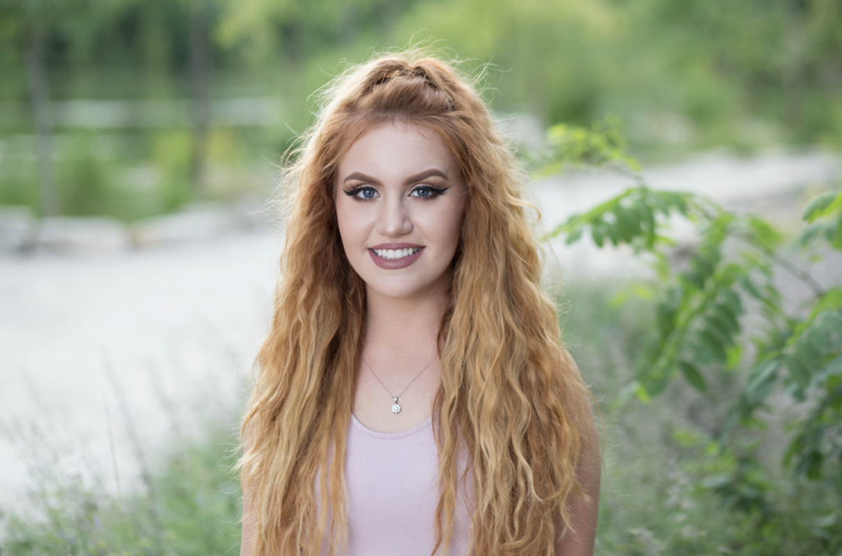 Lauren Senior Portraits | Coe Lake Berea, Ohio | Cleveland Senior Portrait Photographer