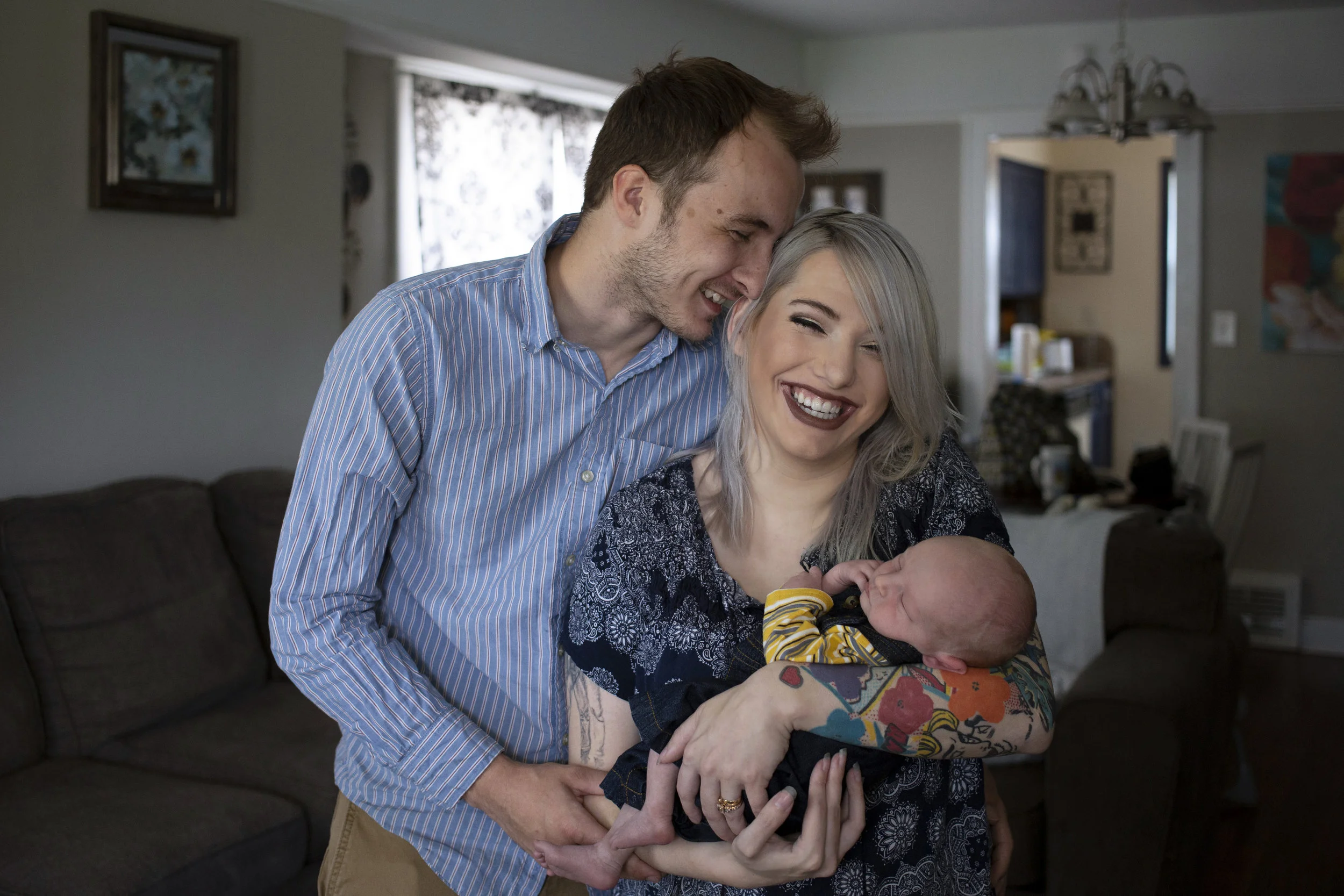 Welcoming Baby J | In-Home Lifestyle Portrait Session | Cleveland Family Photographer