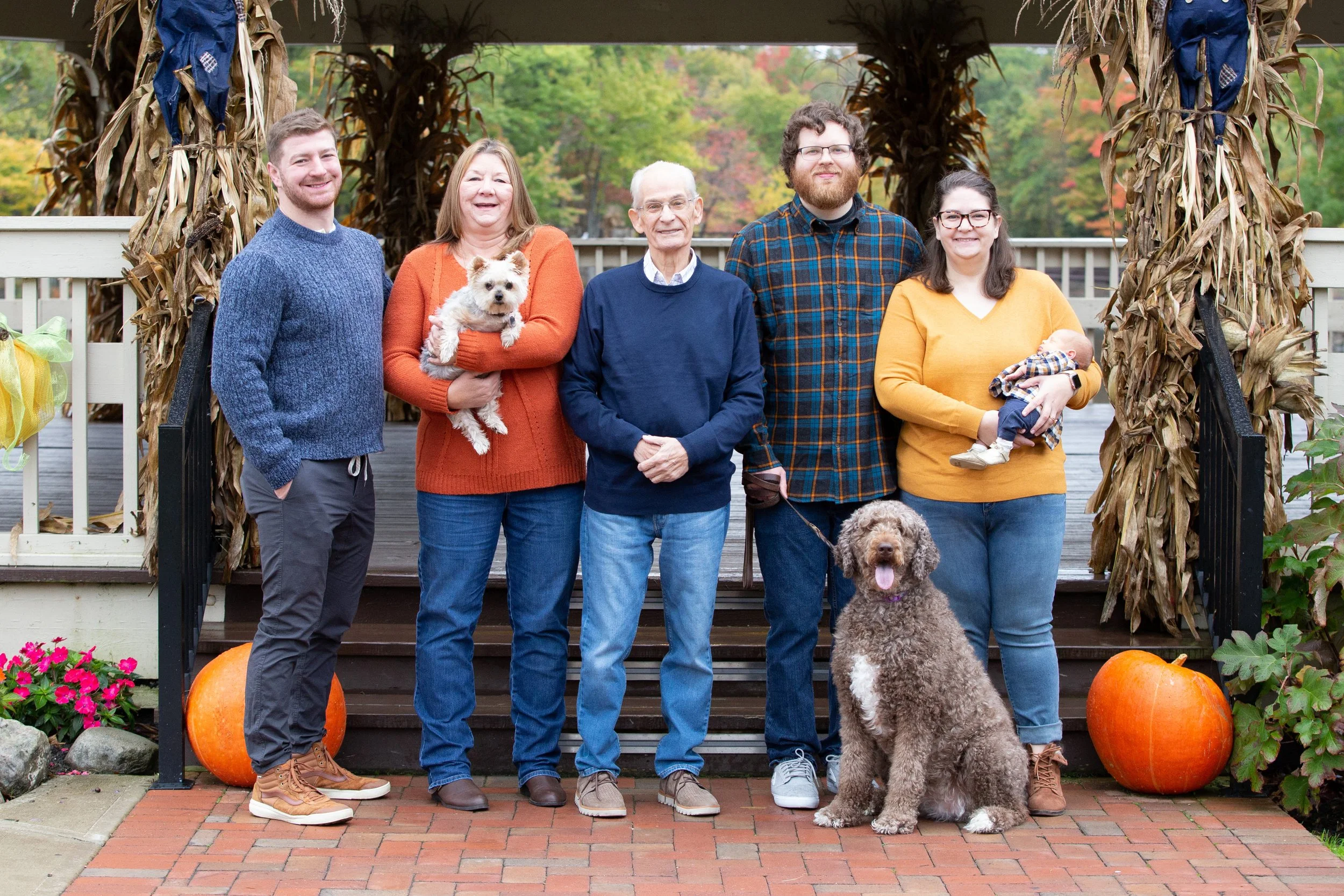 Family Portraits | Coe Lake Berea, Ohio | Cleveland Portrait Photographer