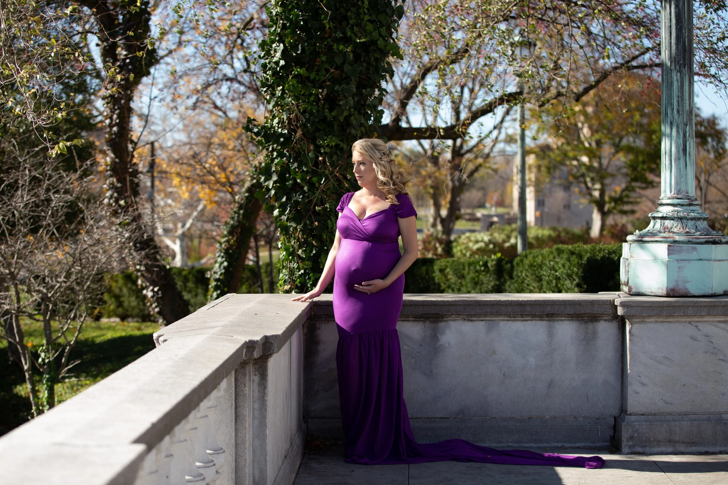 Tiana &amp; Darrin Maternity and Family Portraits | The Cleveland Museum of Art, Wade Lagoon, &amp; Cleveland Metroparks Big Creek Reservation in Parma, Ohio