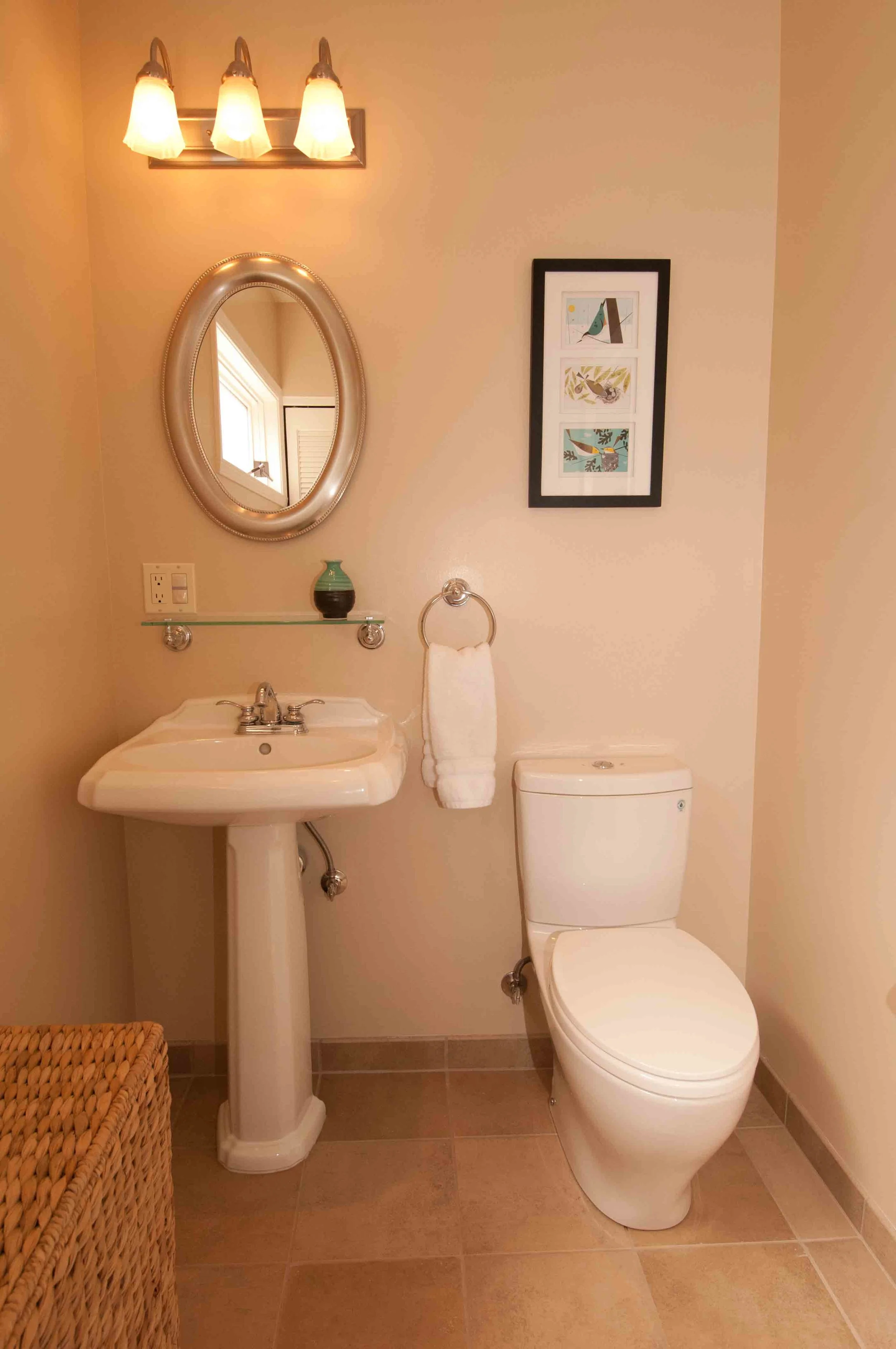 05PwdrBath7045.jpg