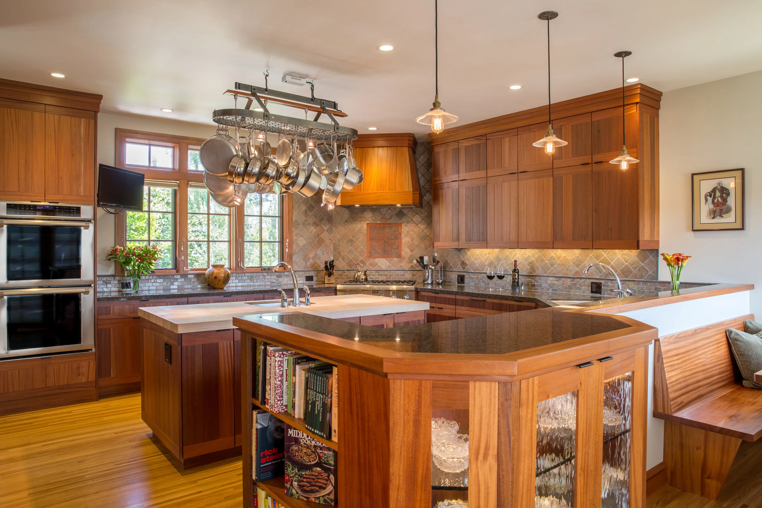 Grand Tudor | Alameda