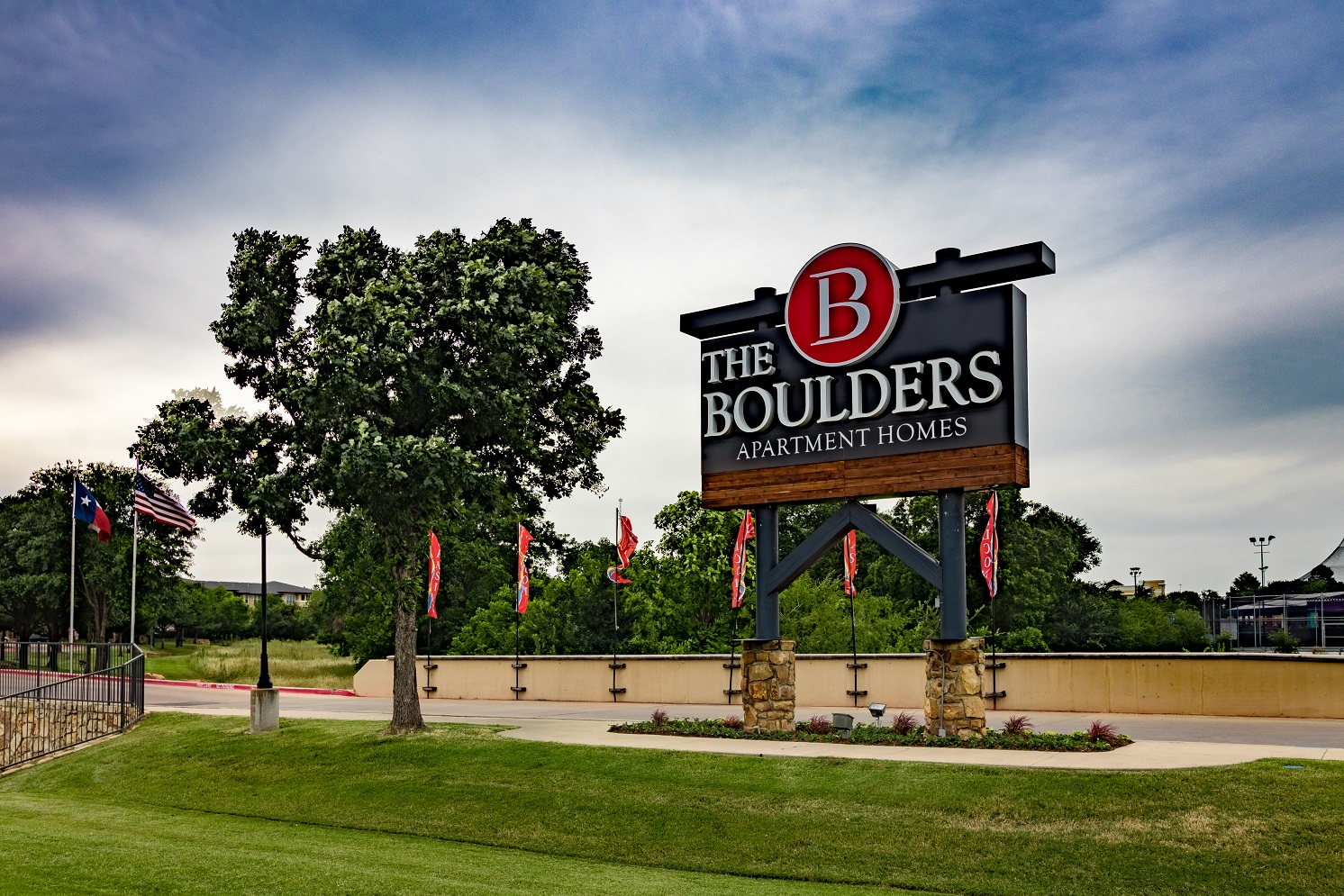 Communities photos 1 — Valiant Residential