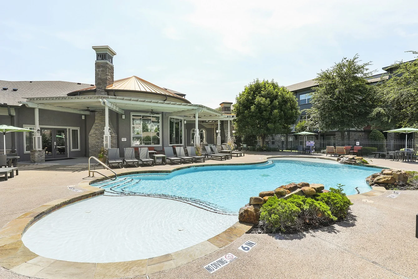 11911Greenville_029.jpg