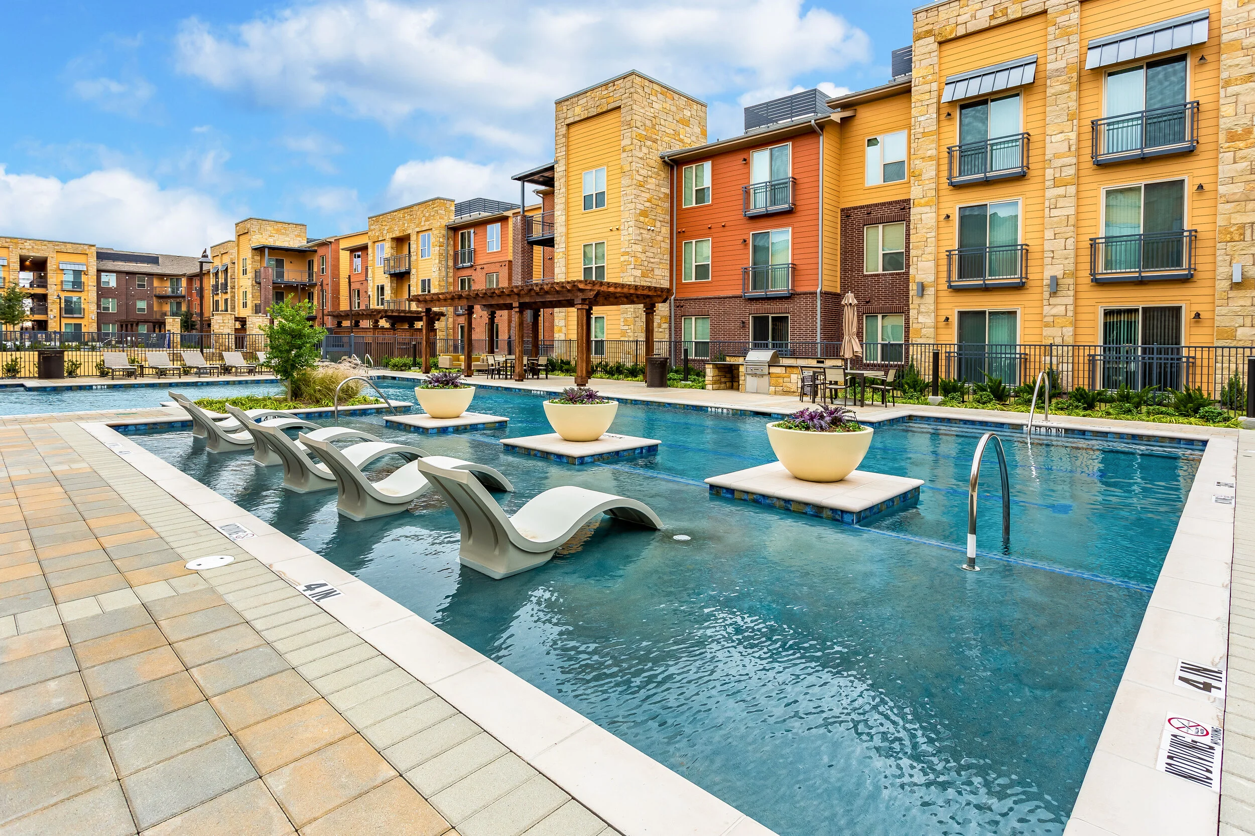 Contact — Valiant Residential