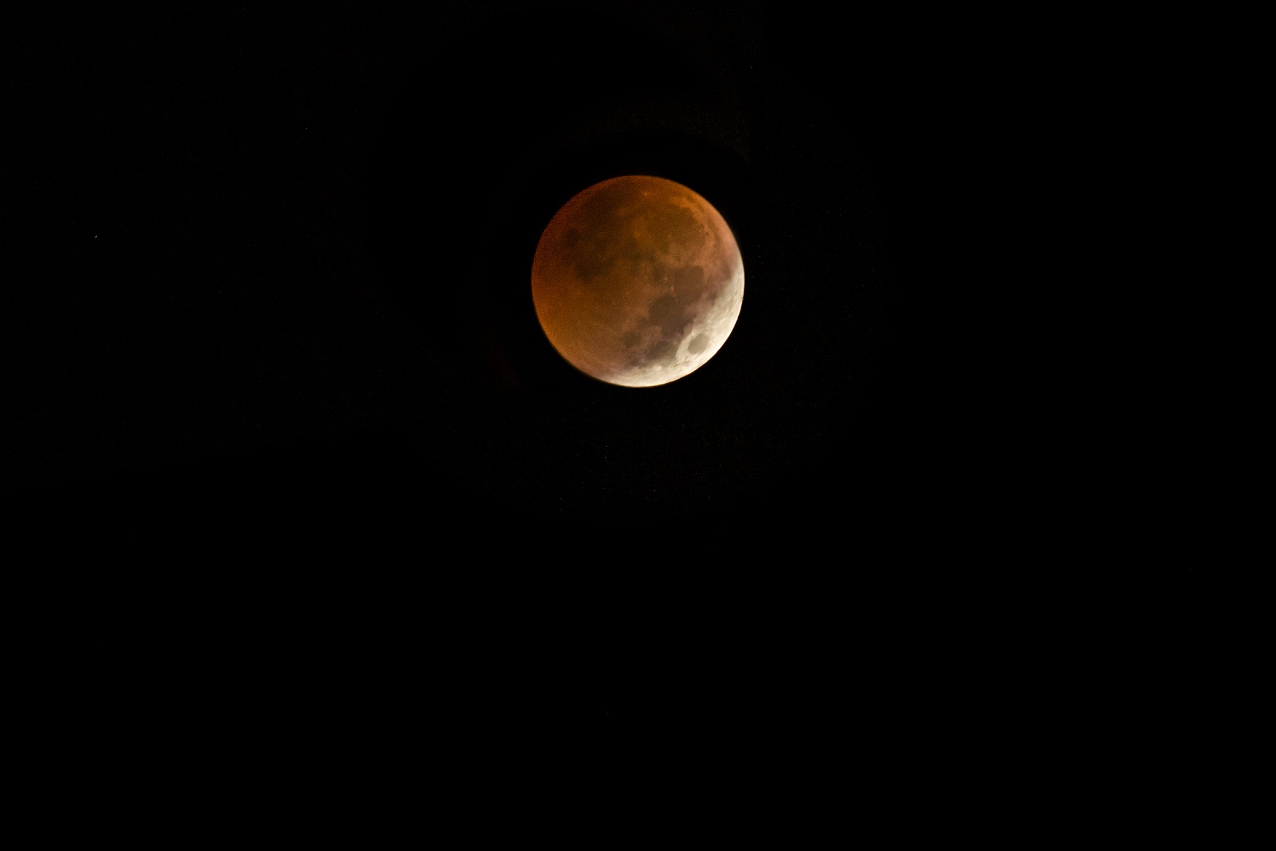 Blood_Moon_2022-02.jpg