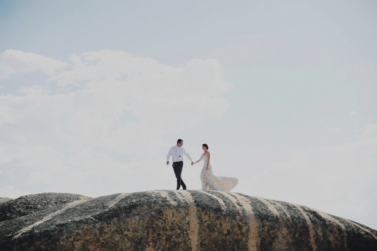 CaraAaron_SmittenWeddings_3011.jpg