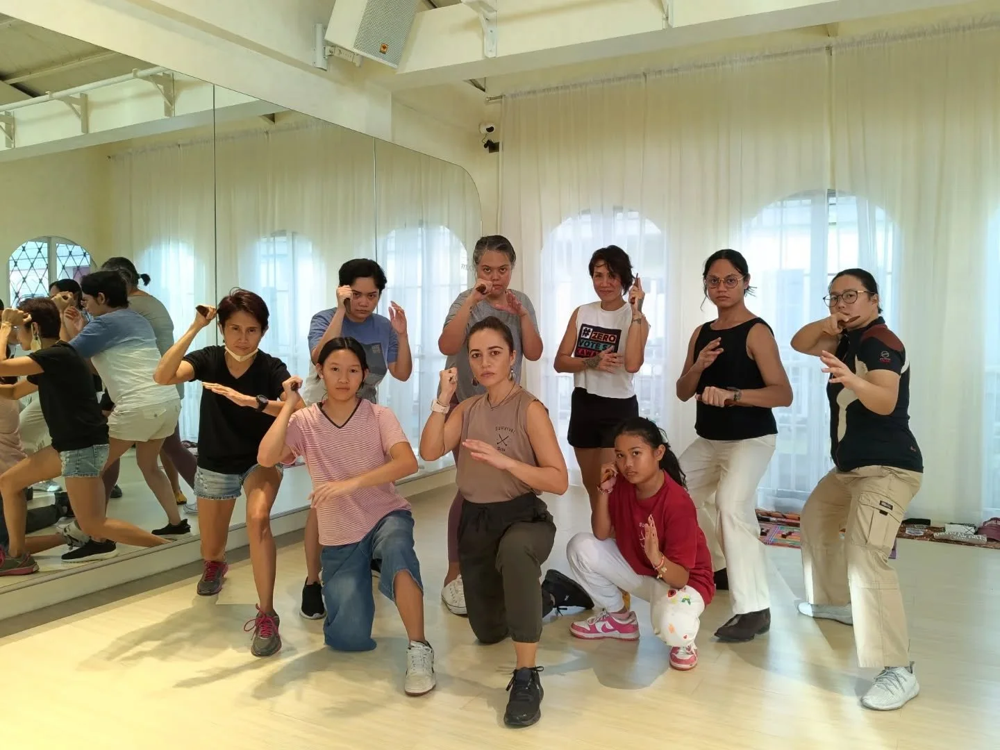 ᜃᜎᜒ Kali SA Modo 💪🏽⚔️ @movewithmodo 
Movement is Medicine 🌿 Kali for Protection 

We Train to Protect Ourselves and #ProtectTheFamily 
Strength to our Warrior Mamas &amp; Youth Rising 

ᜐᜎᜋ salamat gid for training with us this month! We continue 