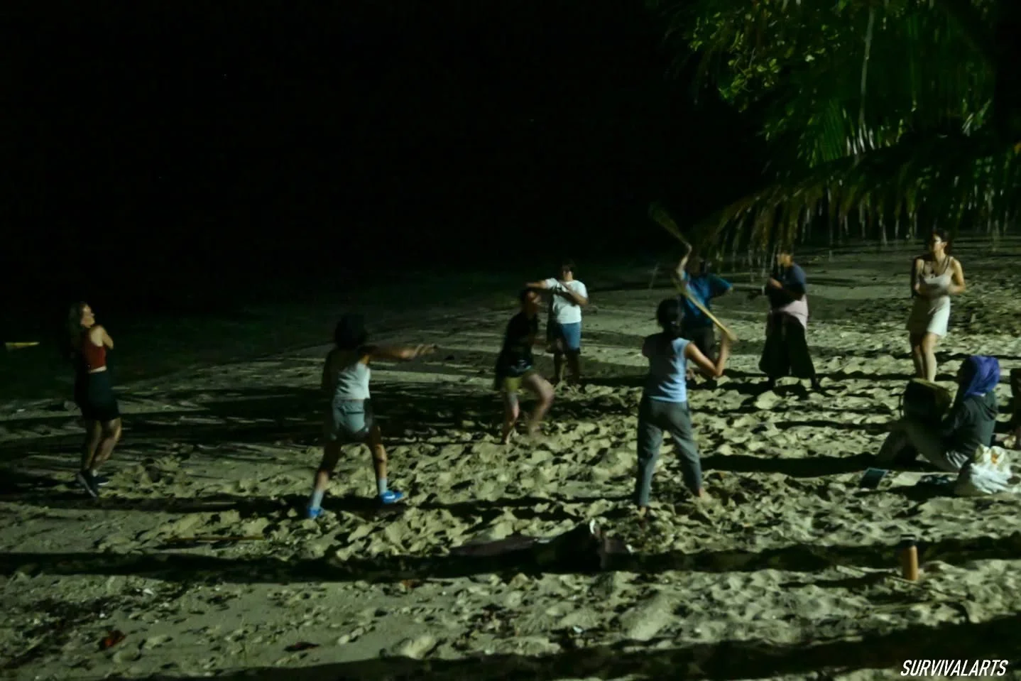 Halad sa gabi ⚔️ Blood Moon Eclipse 

With the heart beat of the drum and rhythm of the waves, we flow for the ancestors, offering movement under the moon. 🌕 

War brings out the warriors. 🗡️ 

ᜉᜐᜎᜋ gratitude to all those who made this year's retre