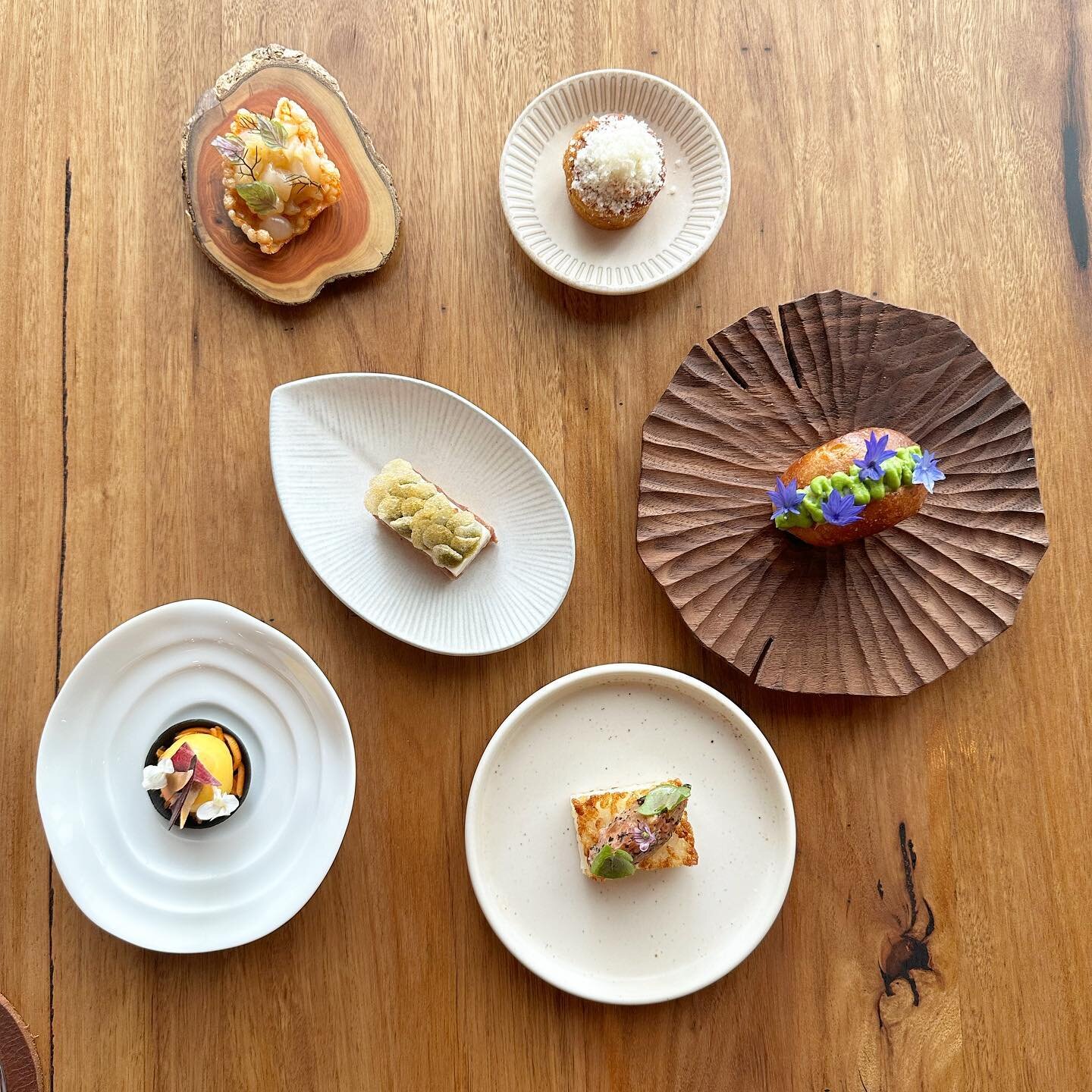 When you arrive at our restaurant, you receive some &laquo;&nbsp;amuse-bouches&nbsp;&raquo;, they give you a little taste of what  is coming&hellip;