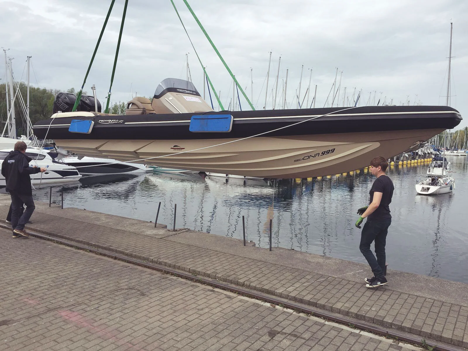 Techohull kranen & wassern