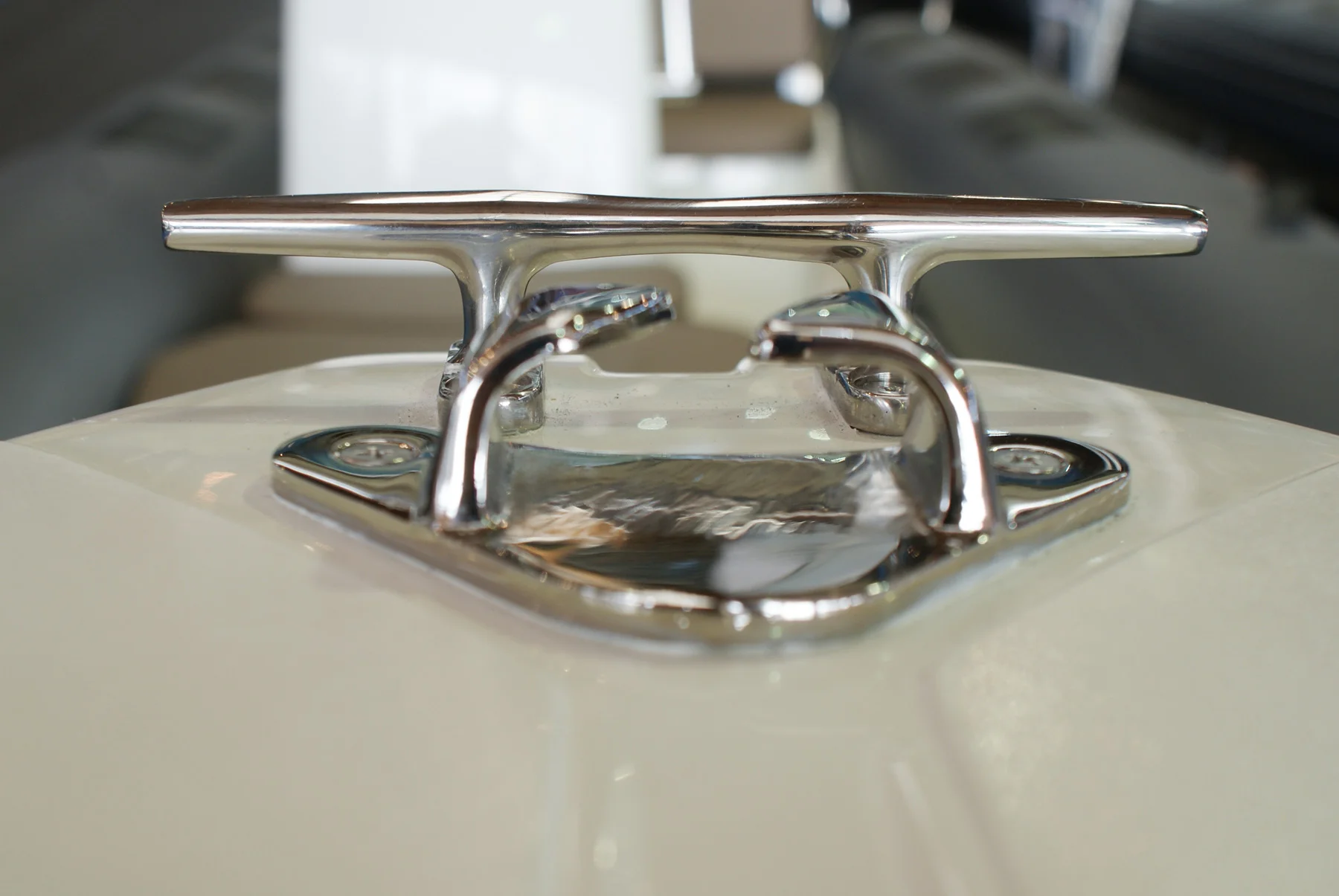 Bis ins Detail – Edelstahlklampen