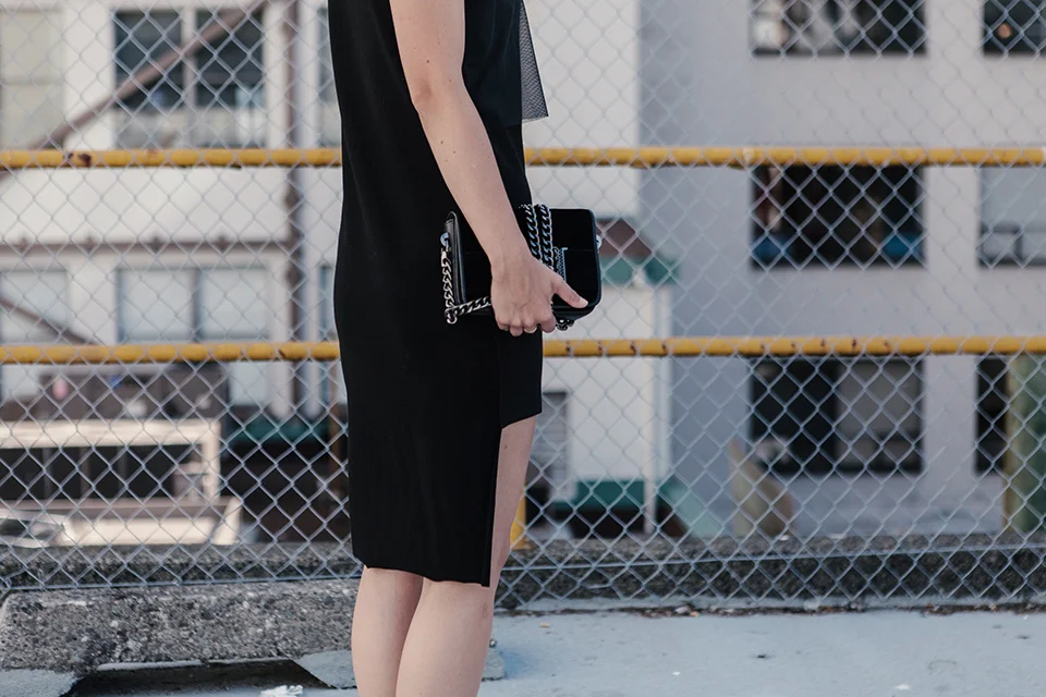 noa-noir-melissa-araujo-personalizing-minimal-style-alexander-ting-4.jpg