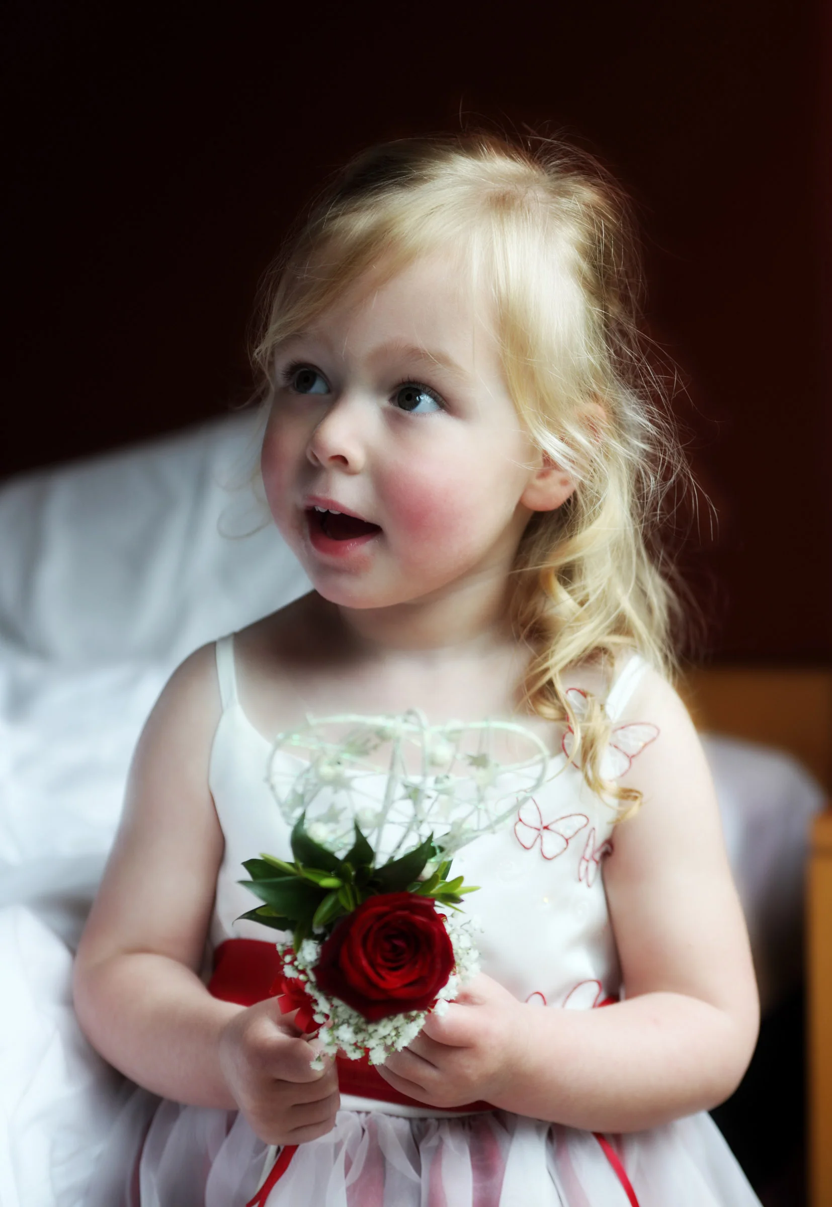 Super_cute_Flower_Girl.jpg