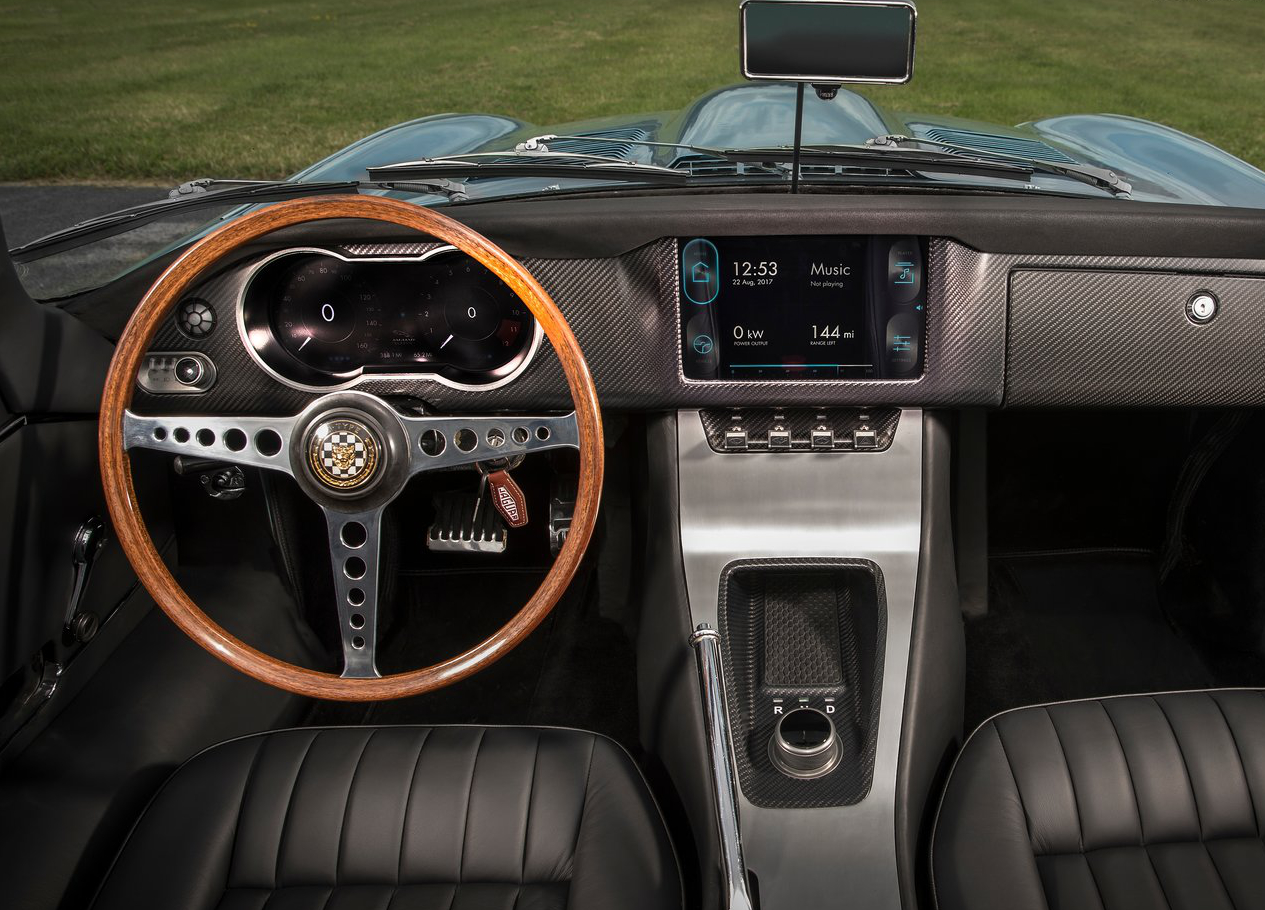Jaguar-E-Type_Zero_Concept-2017-1280-07.jpg