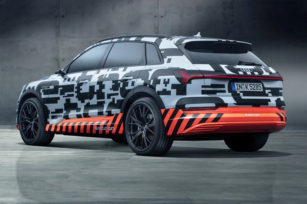 Audi-e-tron_Concept-2018-1280-03.jpg