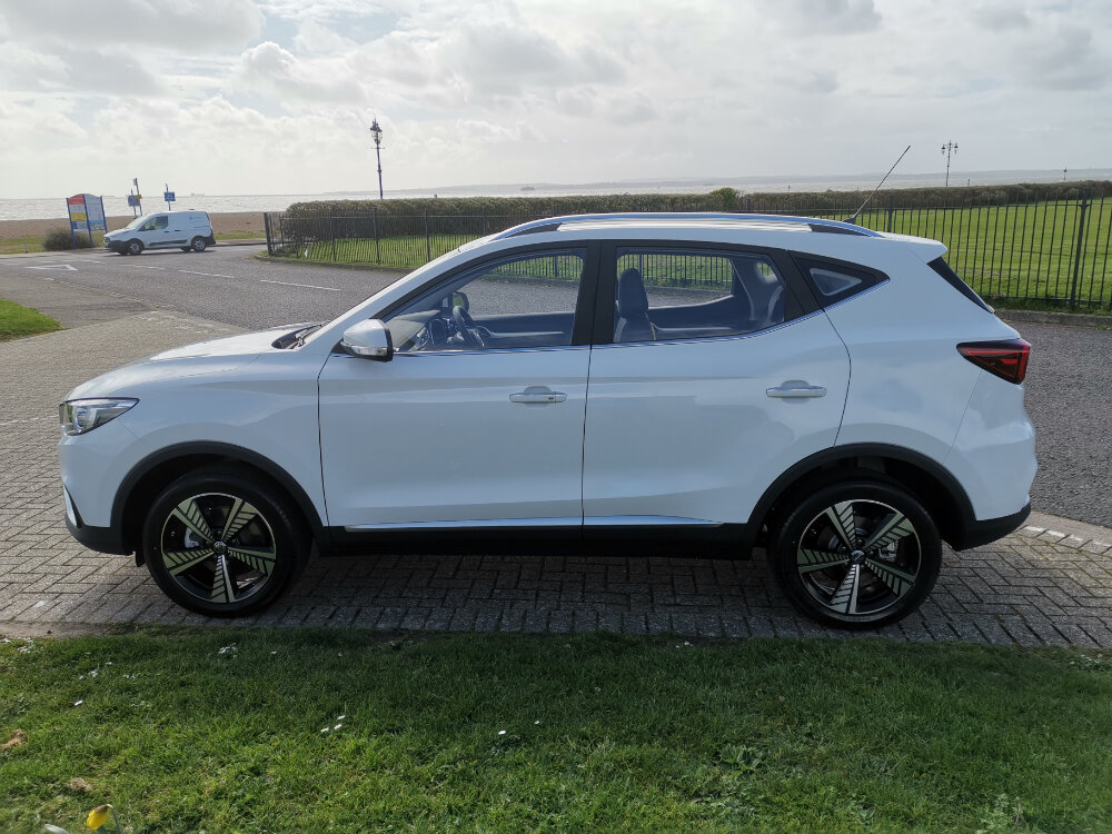  MG ZS EV Rental 