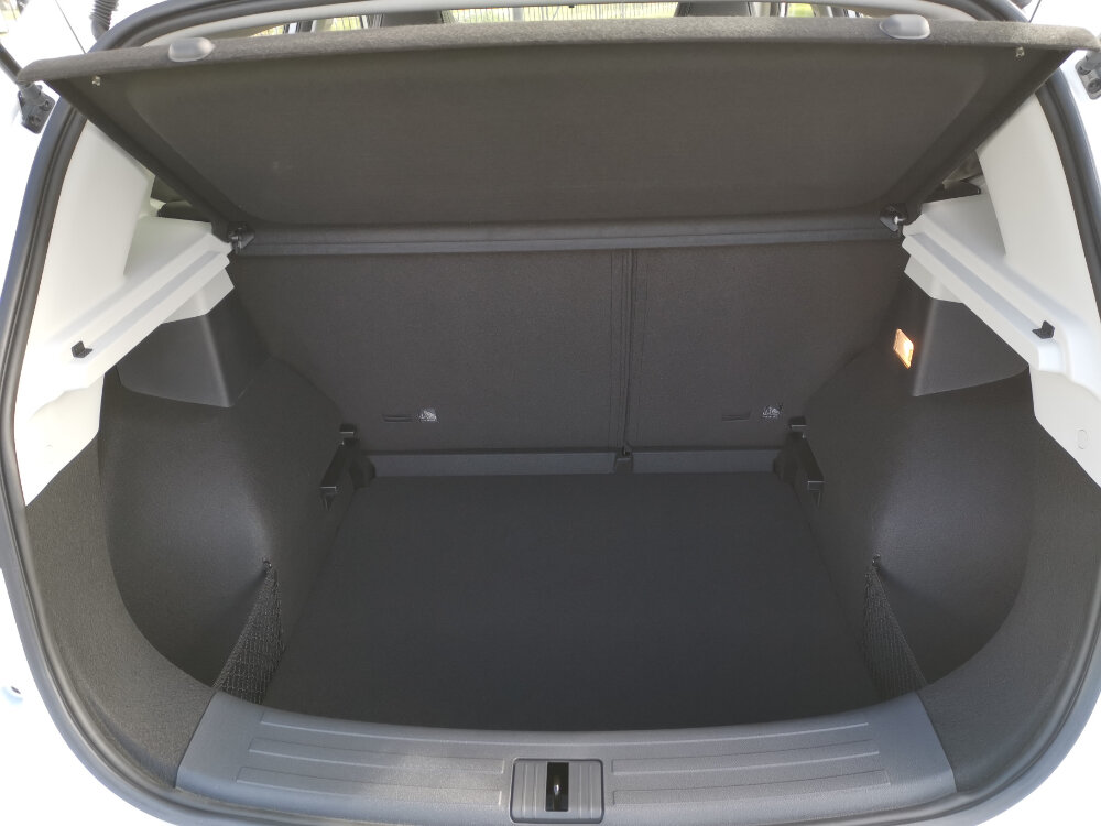  MG ZS EV Boot Space 