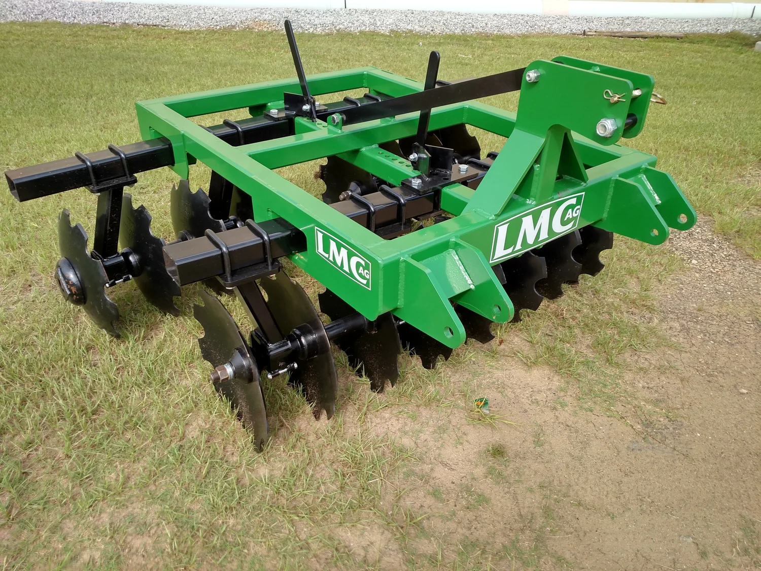 3 Point Harrow Rake 3 Point Medium and Heavy Duty Harrows — LMC Ag