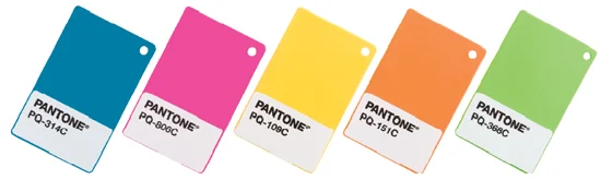 pantone-plastic-color-standard-chips-collection.jpg