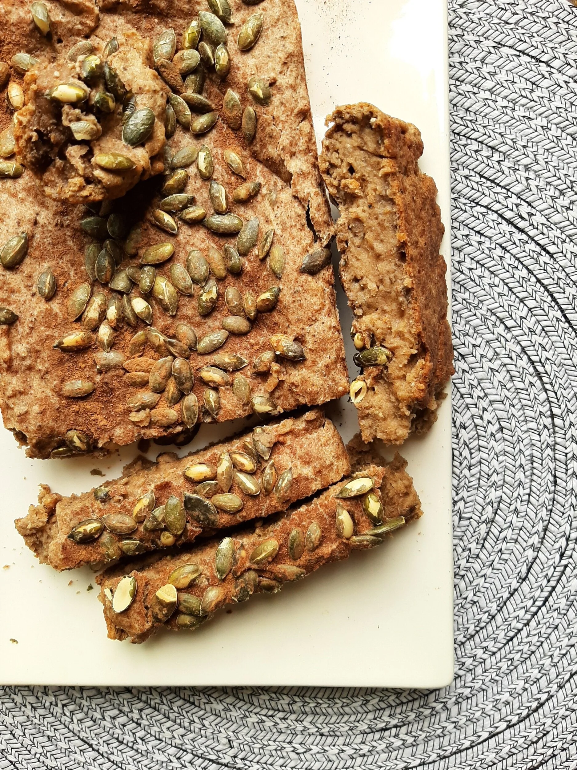 Whole Wheat Cinnamon Chia Loaf 