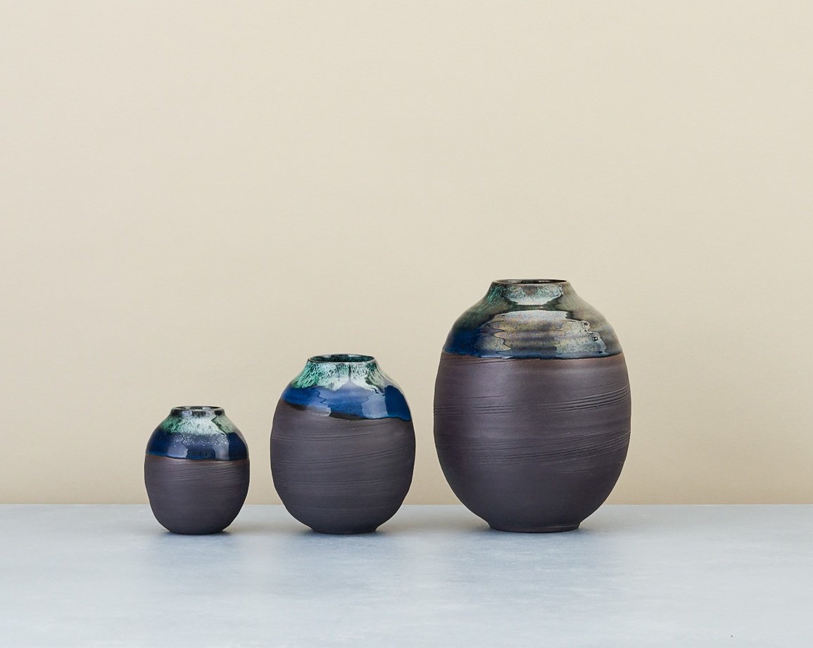 3.Kirsty+Adams+ceramics+Icelandic+collection+moon+jar+series+Onyx+black+porcelain+and+copper+green+and+tin.+March+2020.+Photography+by+Yeshen+Venema.jpg