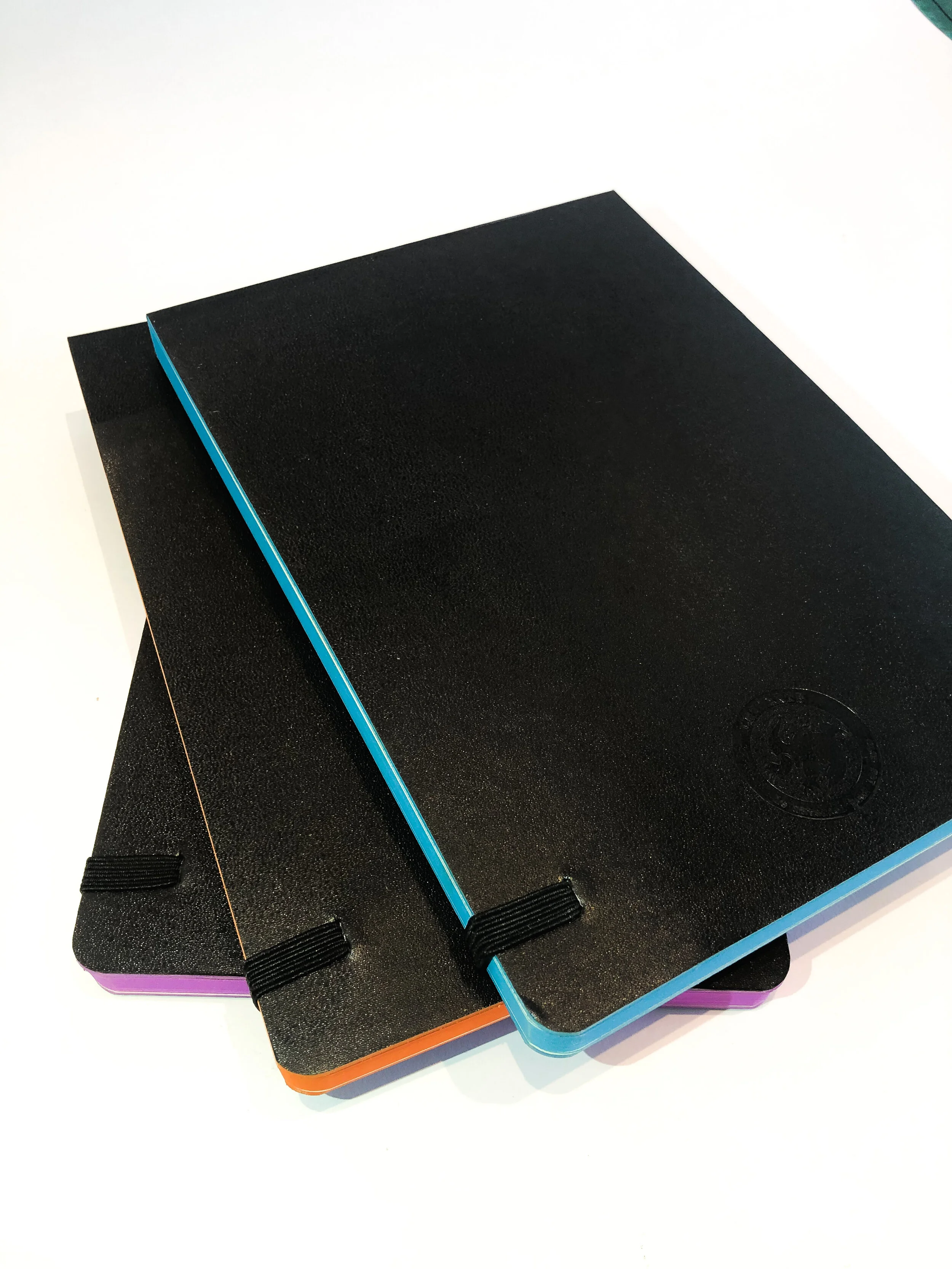 Bloc Lez’arts Noir et Contour Couleur