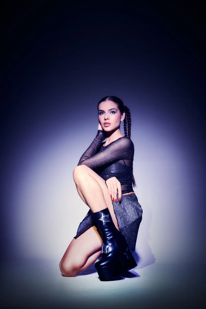 LA MODA4672 Large.jpeg