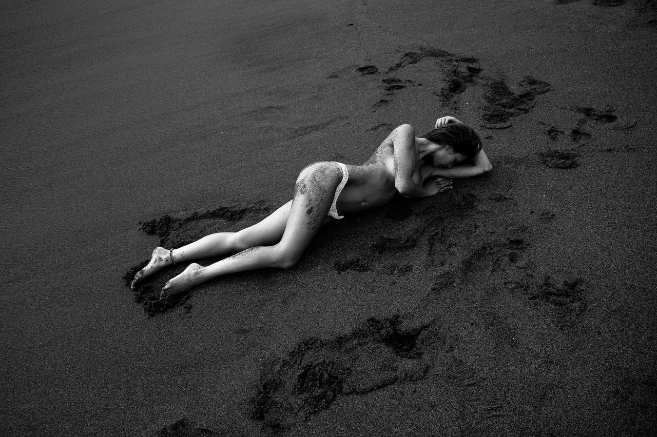 DSC_9185 bw Large.jpeg