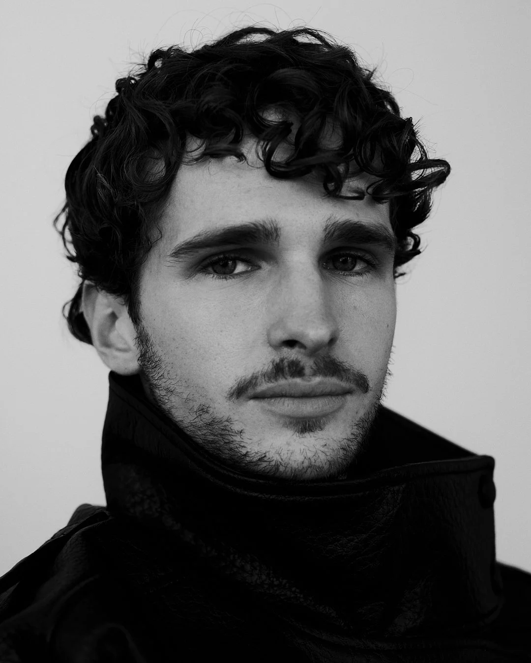 Damian Hempstead3294_BW_IG.jpg