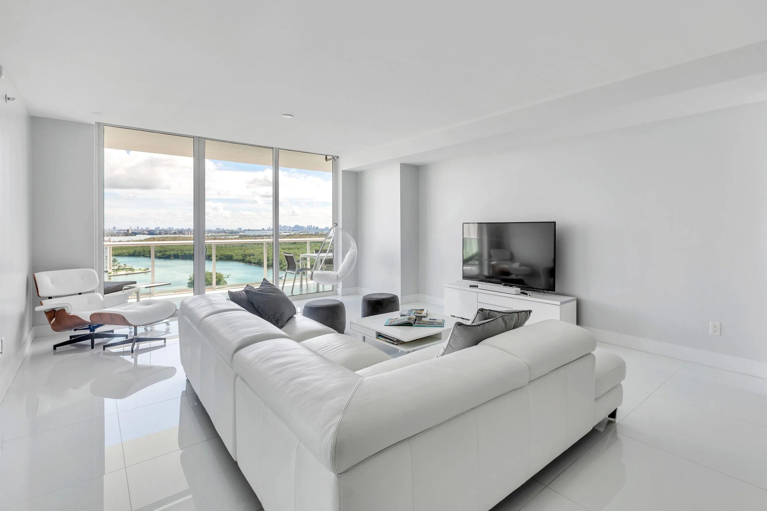 PM_400 Sunny Isles_03S.jpg