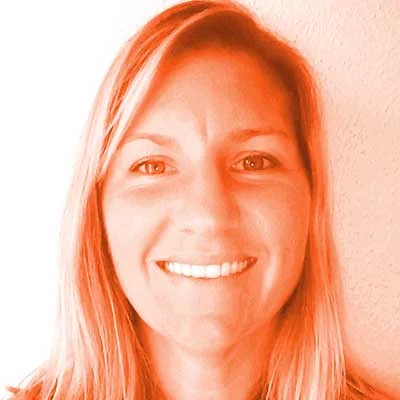 Lindsey Williams Quality Assurance Coordinator Lindsey has her Master's in Clinical Psychology and a degree in Graphic Design. With this combination she will bring a warmth and authenticity to customer service and a creativity to problem solving. Lindsey is excited to exceed customer's expectations and do awesome stuff for online ordering at ZUPPLER. Fun Fact: Lindsey is the owner of the 2 most amazing chihuahuas, a pickleball player, a boot camp instructor and a LOVER of music, nature and art.