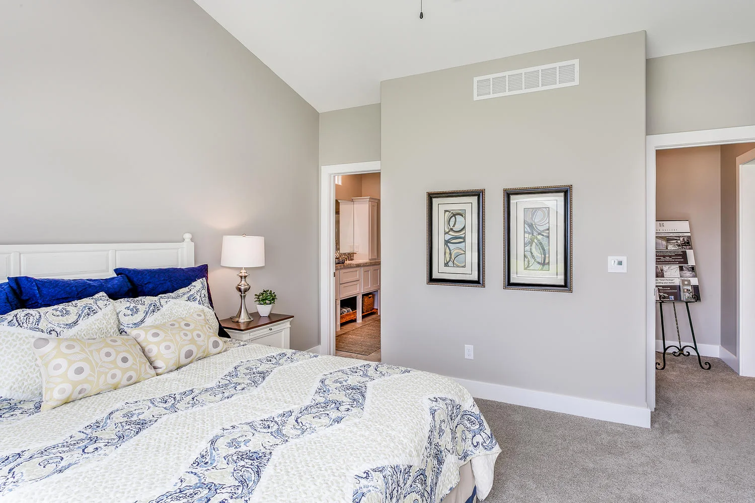 4316 N Ridge Port St Wichita-large-016-7-Master Bedroom-1500x1000-72dpi.jpg