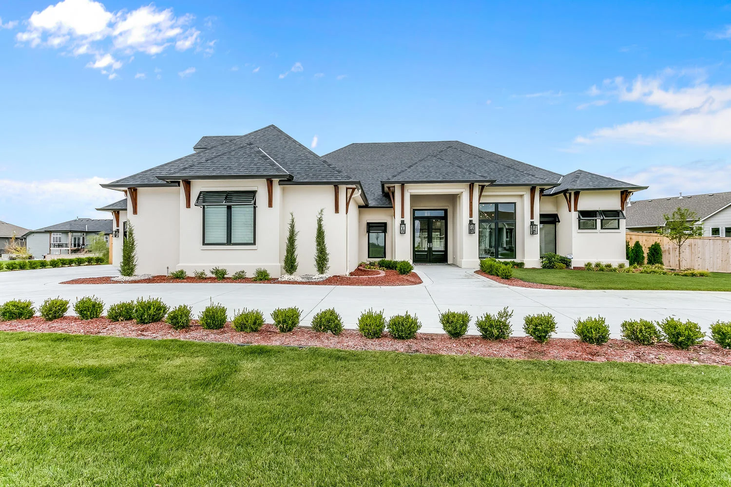 2916 N Gulf Breeze Wichita KS-large-002-27-Front Exterior-1500x1000-72dpi.jpg