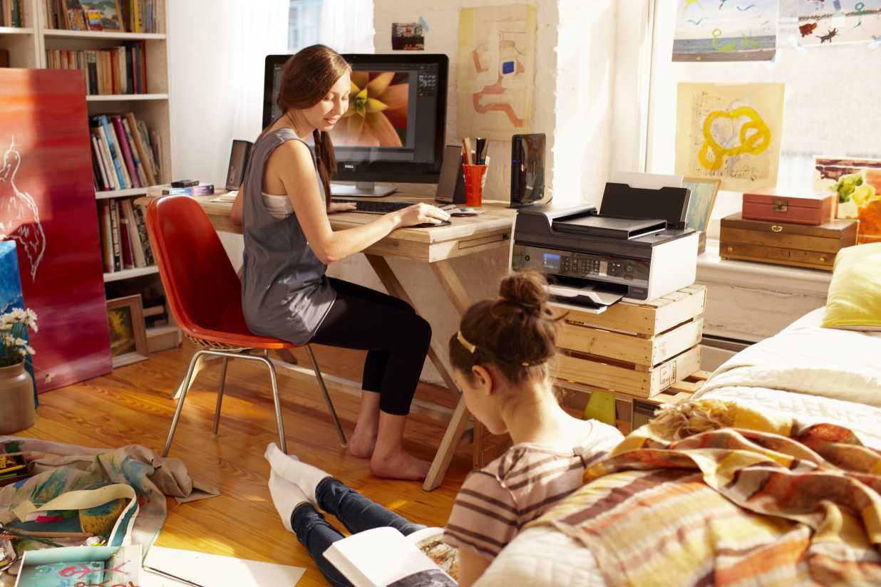96034_Solutions_Creativity_NA_TEEN_Lifestyle_0357 2.jpg